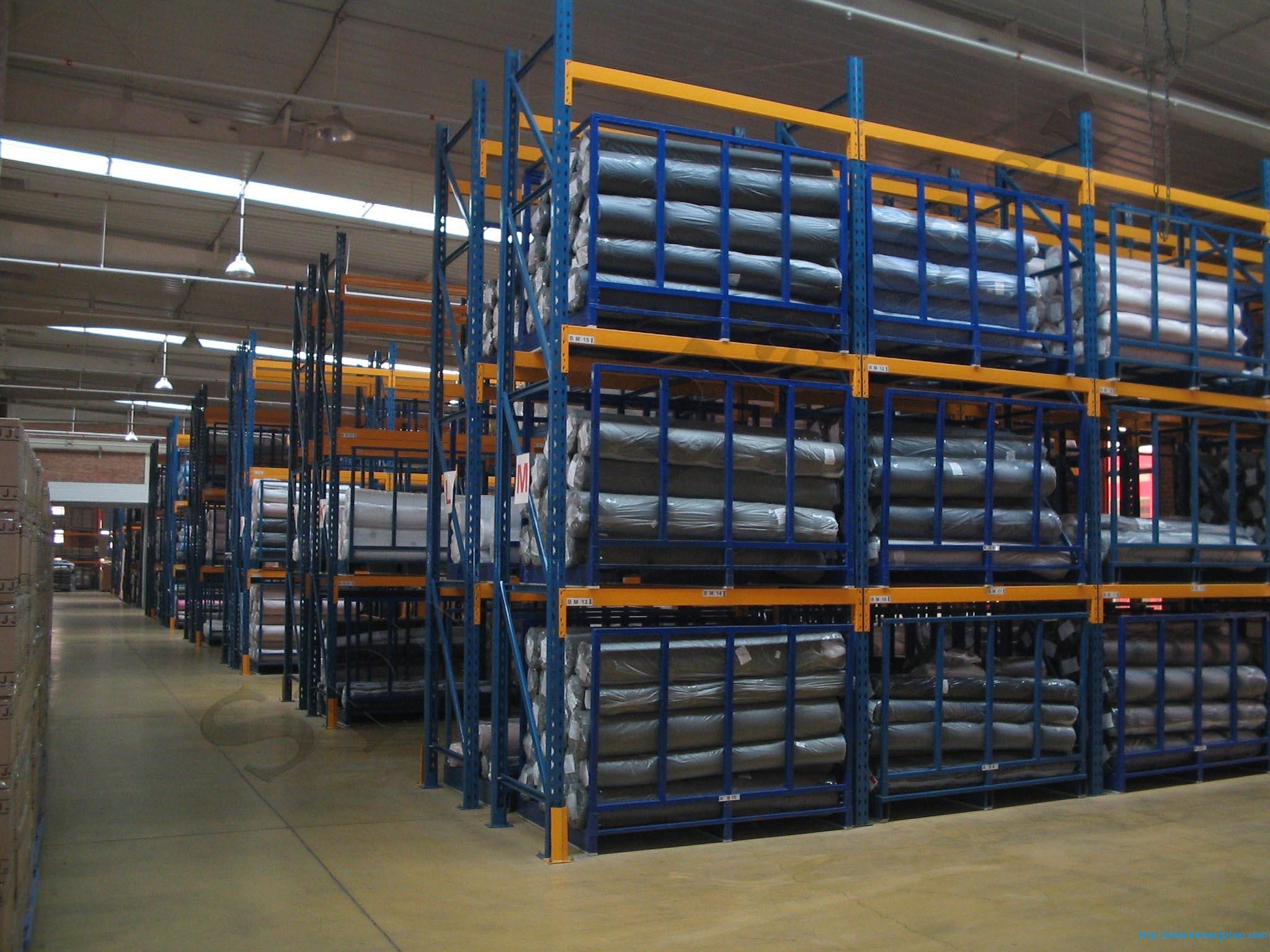 HZ-790型橫梁式貨架    重型高層倉庫貨架應用案例 HZ-790型橫梁式貨架    重型高層倉庫貨架應用案例