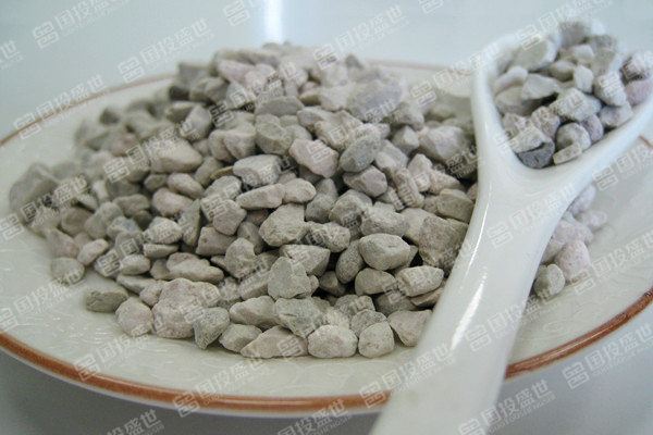 斜發(fā)沸石可應(yīng)用于飼料添加劑中