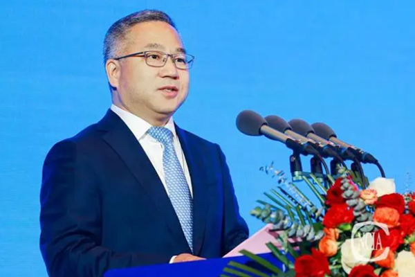 國投盛世董事長劉嚴蓬作為協(xié)會監(jiān)事長受邀參加2023中國國際涂料大會!