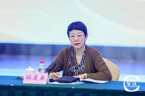 國投盛世董事長劉嚴(yán)蓬作為協(xié)會(huì)監(jiān)事長受邀參加2023亞太國際涂料產(chǎn)業(yè)發(fā)展大會(huì)